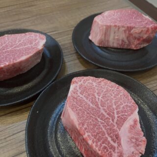 おはようございます 先日の貸切会 米沢牛ヘレ一本丸々のご注文…
