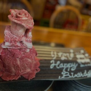 10月1日も肉ケーキのご予約からス…